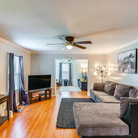 Modern Nashville Vacation Home About 3 Mi To Downtown!